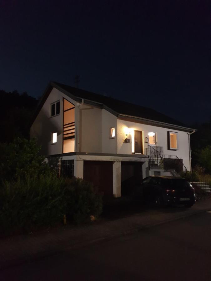Andinas Ferienwohnung In Ruhiger Lage Direkt Am Wald Wilnsdorf Zewnętrze zdjęcie